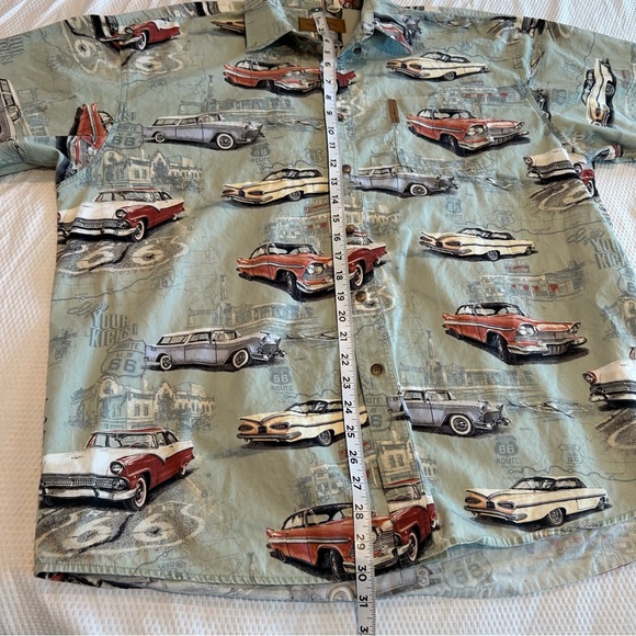 Clear Water Outfitters Classic car print shirt. - Picture 6 of 15